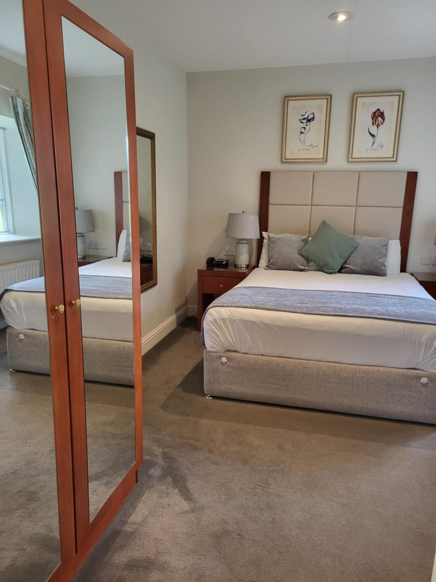 Leixlip Manor Hotel Екстер'єр фото